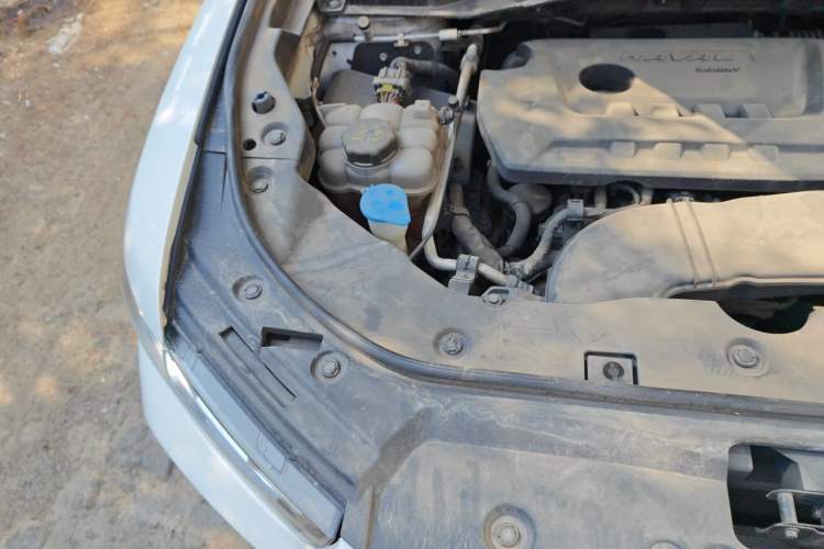Used Haval H6 2020 2.0 GDIT Automatic Platinum Champion Edition Engine Bay Right