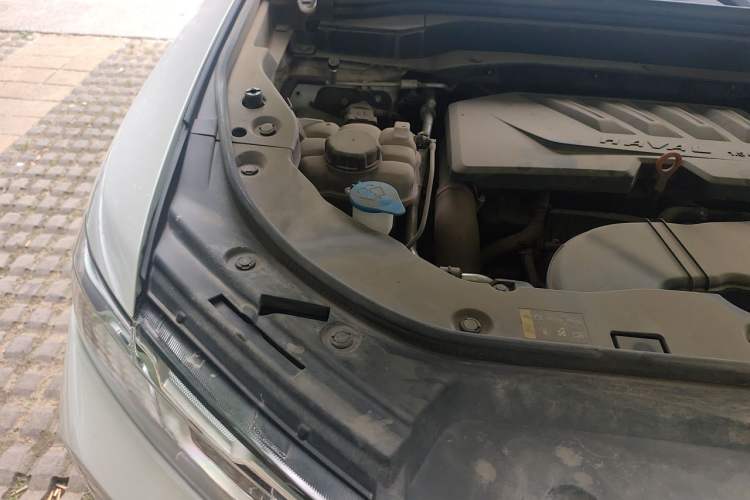 Used Haval H6 2020 1.5 GDIT Automatic Platinum Champion Edition Engine Bay Right
