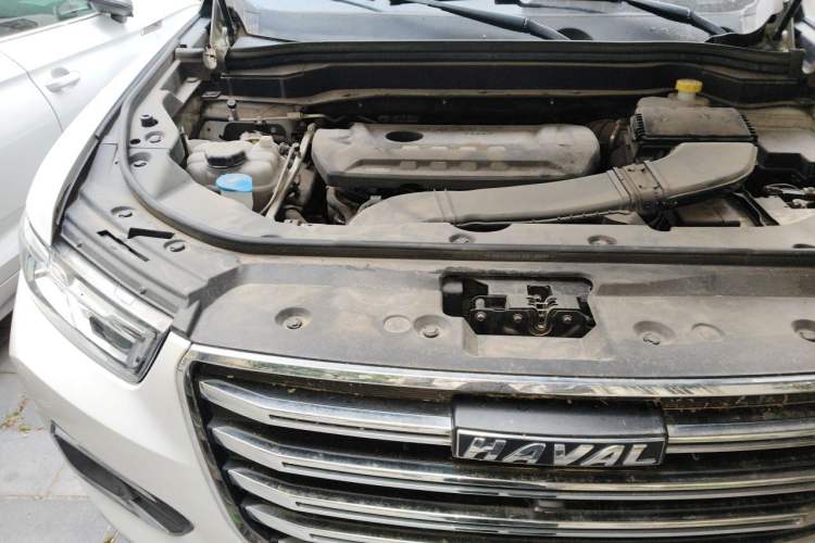 Used Haval H6 2020 2.0 GDIT Automatic Platinum Champion Edition Engine Bay Right