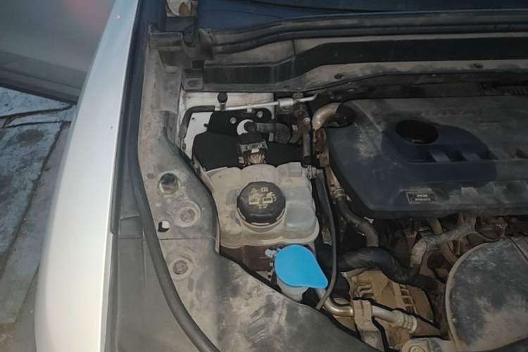 Used Haval H6 2020 2.0 GDIT Automatic Platinum Luxury Edition Engine Bay Right