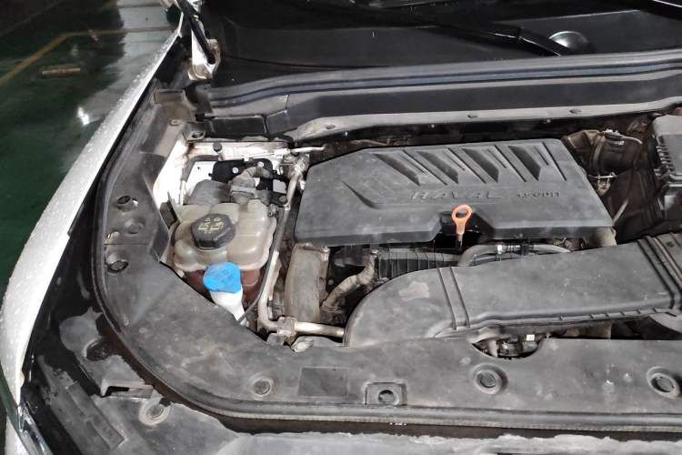 Used Haval H6 2020 1.5 GDIT Automatic Platinum Champion Edition Engine Bay Right