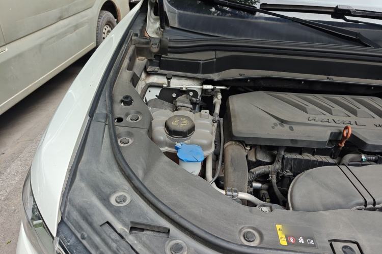 Used Haval H6 2020 1.5 GDIT Automatic Platinum Champion Edition Engine Bay Right