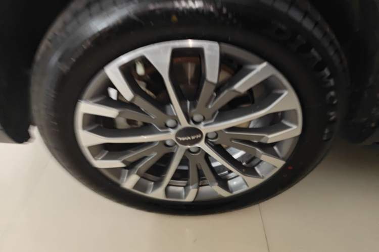 Used Haval H6 2020 1.5 GDIT Automatic Platinum Champion Edition Exterior 4