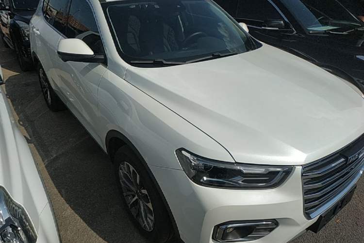 Used Haval H6 2020 1.5 GDIT Automatic Platinum Champion Edition Front Right 45 Deg