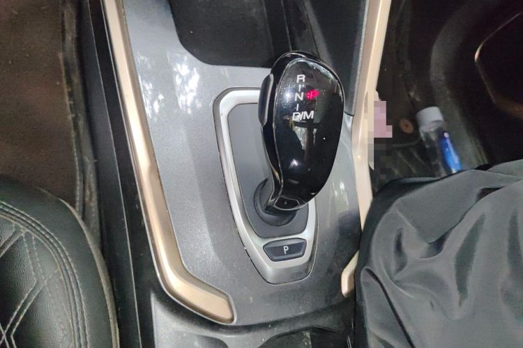 Used Haval H6 2020 1.5 GDIT Automatic Platinum Champion Edition Gear Lever