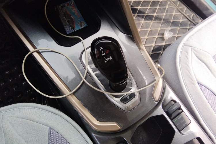 Used Haval H6 2020 1.5 GDIT Automatic Platinum Urban Edition Gear Lever