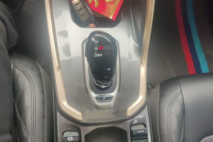 Used Haval H6 2020 1.5 GDIT Automatic Platinum Champion Edition Gear Lever