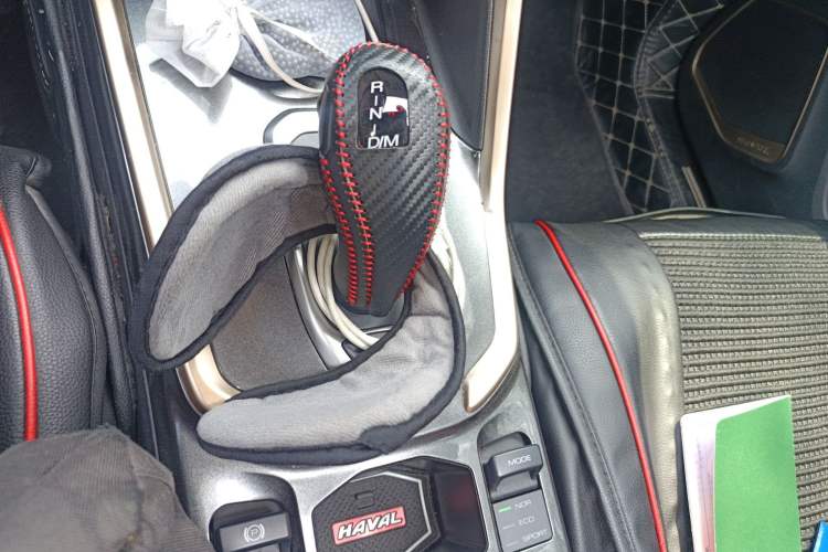 Used Haval H6 2020 1.5 GDIT Automatic Platinum Champion Edition Gear Lever
