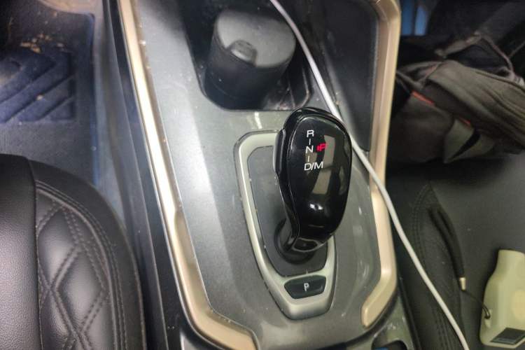 Used Haval H6 2020 1.5 GDIT Automatic Platinum Champion Edition Gear Lever