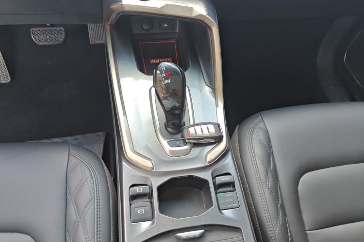 Used Haval H6 2020 1.5 GDIT Automatic Platinum Urban Edition Gear Lever