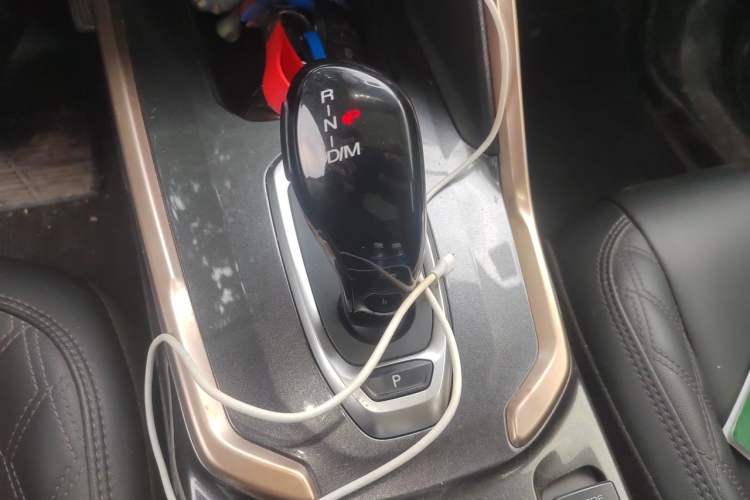 Used Haval H6 2020 1.5 GDIT Automatic Platinum Supreme Edition Gear Lever