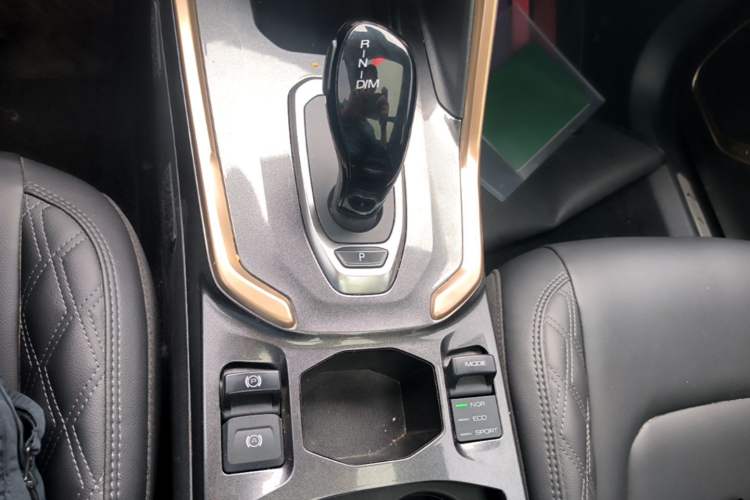 Used Haval H6 2020 1.5 GDIT Automatic Platinum Champion Edition Gear Lever