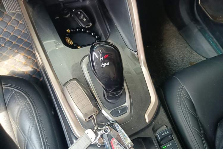 Used Haval H6 2020 1.5 GDIT Automatic Platinum Champion Edition Gear Lever