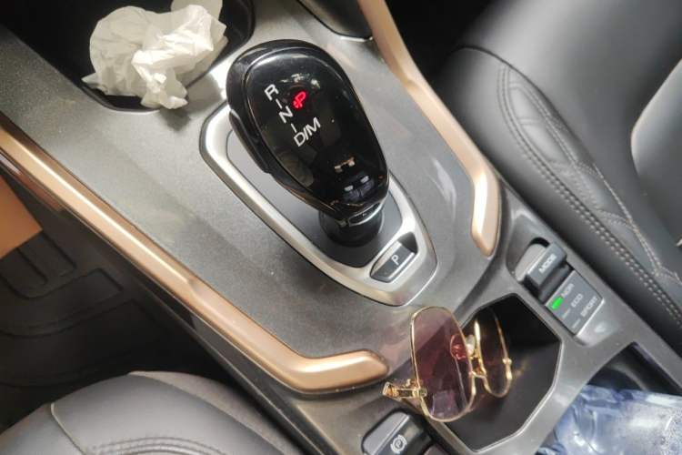 Used Haval H6 2020 2.0 GDIT Automatic Platinum Champion Edition Gear Lever