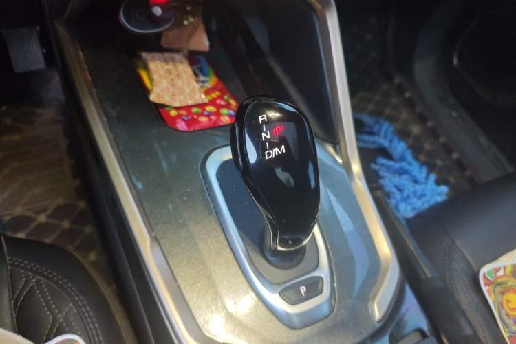 Used Haval H6 2020 1.5 GDIT Automatic Platinum Champion Edition Gear Lever