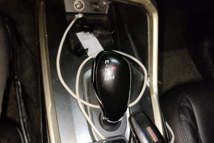 Used Haval H6 2020 1.5 GDIT Automatic Platinum Champion Edition Gear Lever