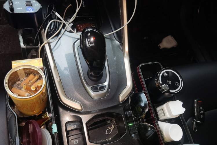 Used Haval H6 2020 1.5 GDIT Automatic Platinum Champion Edition Gear Lever