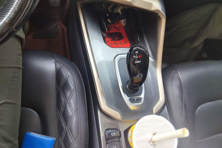 Used Haval H6 2020 1.5 GDIT Automatic Platinum Champion Edition Gear Lever