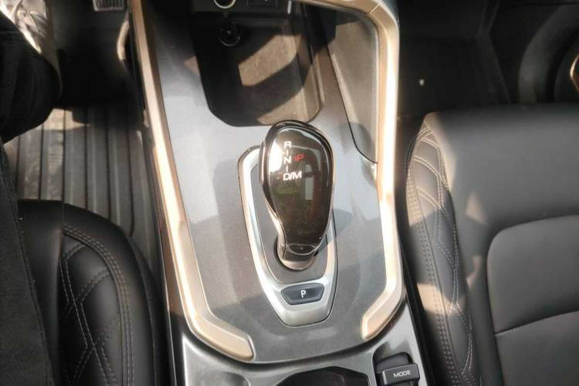 Used Haval H6 2020 1.5 GDIT Automatic Platinum Champion Edition Gear Lever
