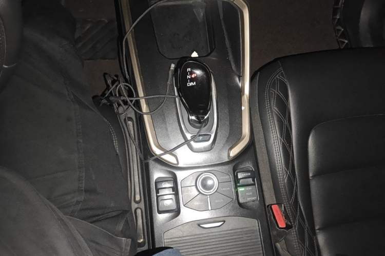 Used Haval H6 2020 1.5 GDIT Automatic Platinum Luxury Edition Gear Lever