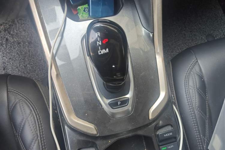 Used Haval H6 2020 1.5 GDIT Automatic Platinum Luxury Edition Gear Lever