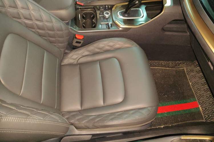 Used Haval H6 2020 1.5 GDIT Automatic Platinum Luxury Edition Interior 12