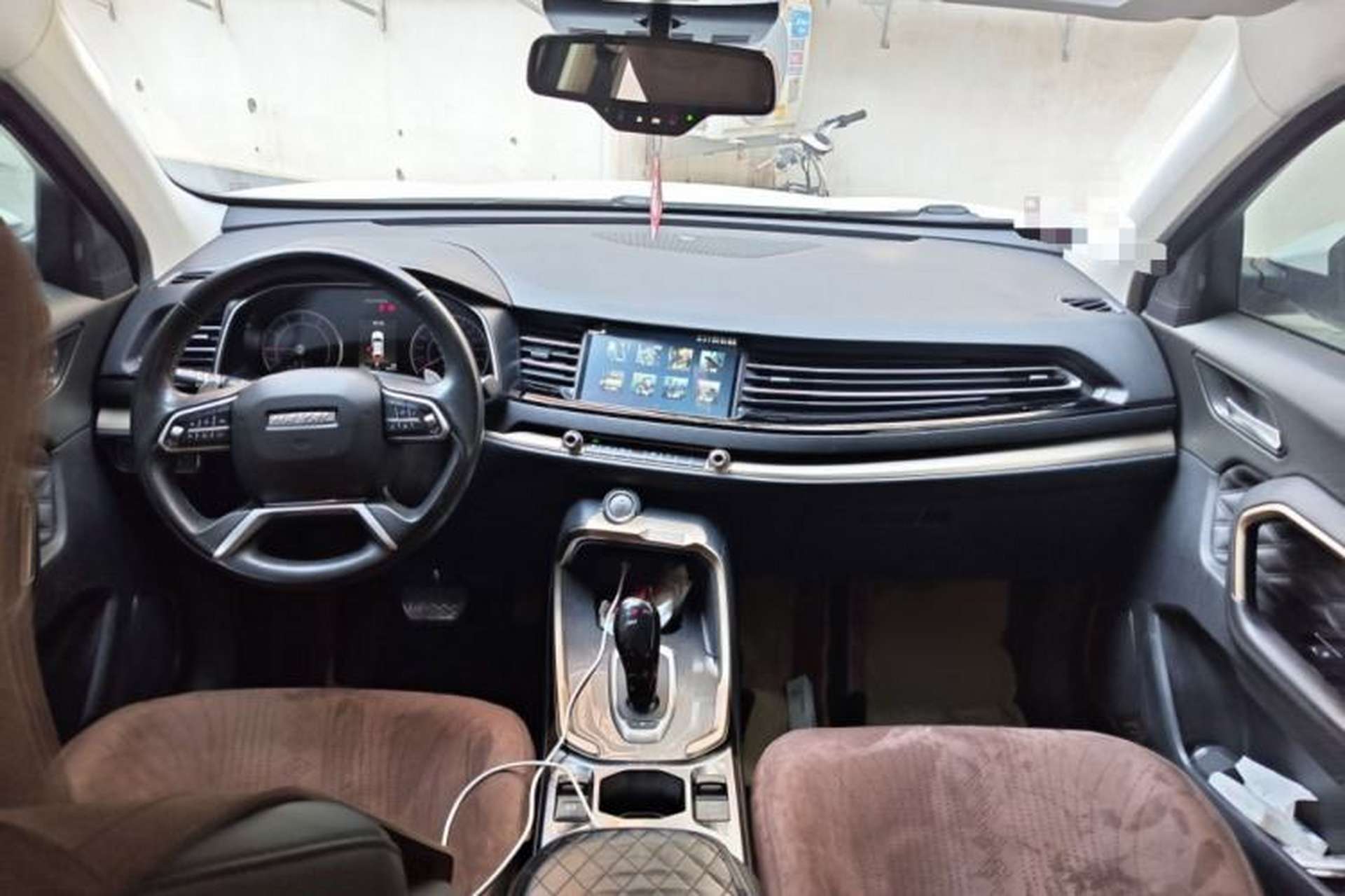 Used Haval H6 2020 2.0 GDIT Automatic Platinum Champion Edition Interior 2