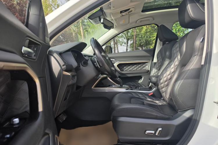 Used Haval H6 2020 1.5 GDIT Automatic Platinum Champion Edition Interior 2