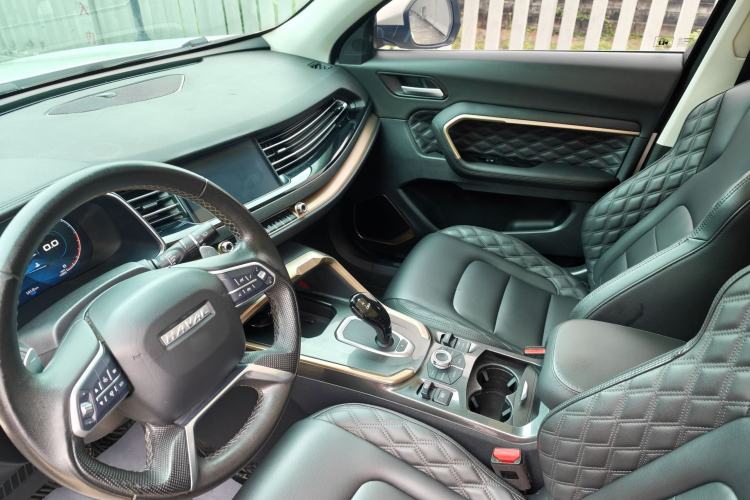 Used Haval H6 2020 1.5 GDIT Automatic Platinum Luxury Edition Interior 2