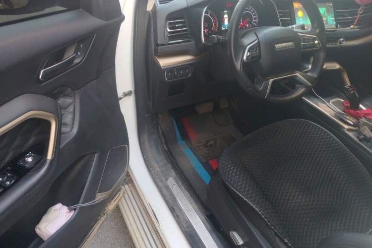 Used Haval H6 2020 2.0 GDIT Automatic Platinum Champion Edition Interior 3