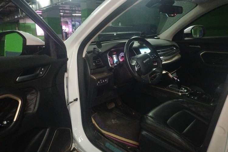 Used Haval H6 2020 1.5 GDIT Automatic Platinum Champion Edition Interior 3