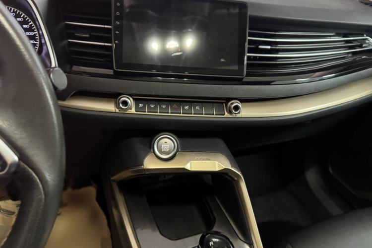 Used Haval H6 2020 1.5 GDIT Automatic Platinum Champion Edition Interior 3