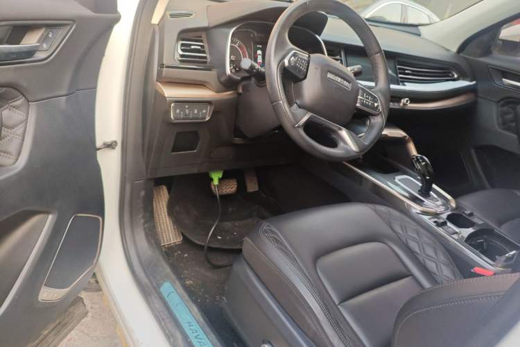 Used Haval H6 2020 2.0 GDIT Automatic Platinum Champion Edition Interior 3
