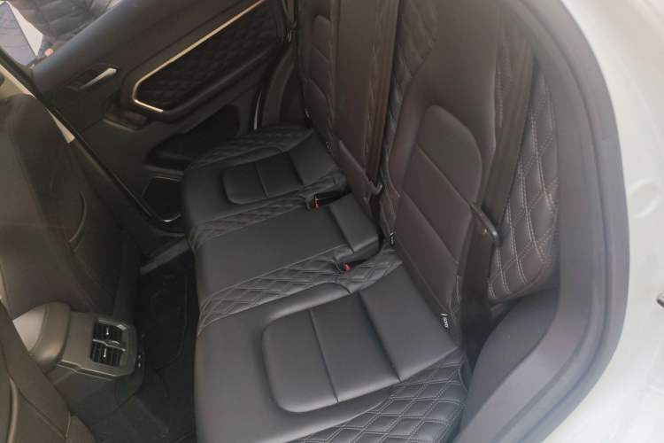 Used Haval H6 2020 2.0 GDIT Automatic Platinum Champion Edition Interior 4