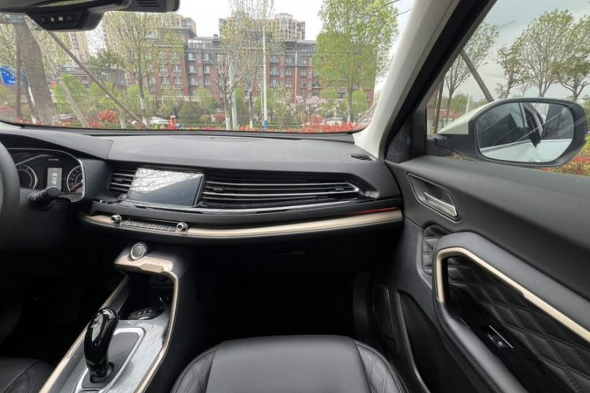 Used Haval H6 2020 2.0 GDIT Automatic Platinum Champion Edition Interior 4