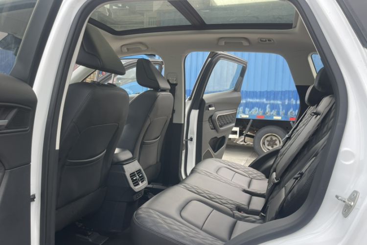 Used Haval H6 2020 1.5 GDIT Automatic Platinum Champion Edition Interior 4
