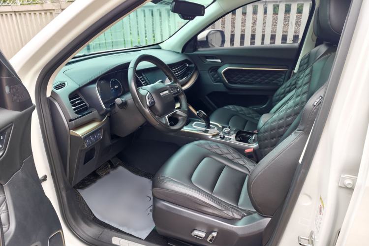Used Haval H6 2020 1.5 GDIT Automatic Platinum Luxury Edition Interior 5