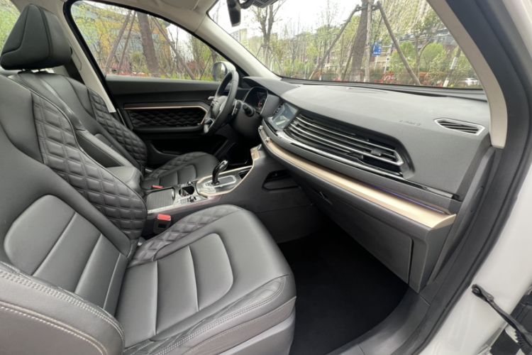 Used Haval H6 2020 2.0 GDIT Automatic Platinum Champion Edition Interior 5