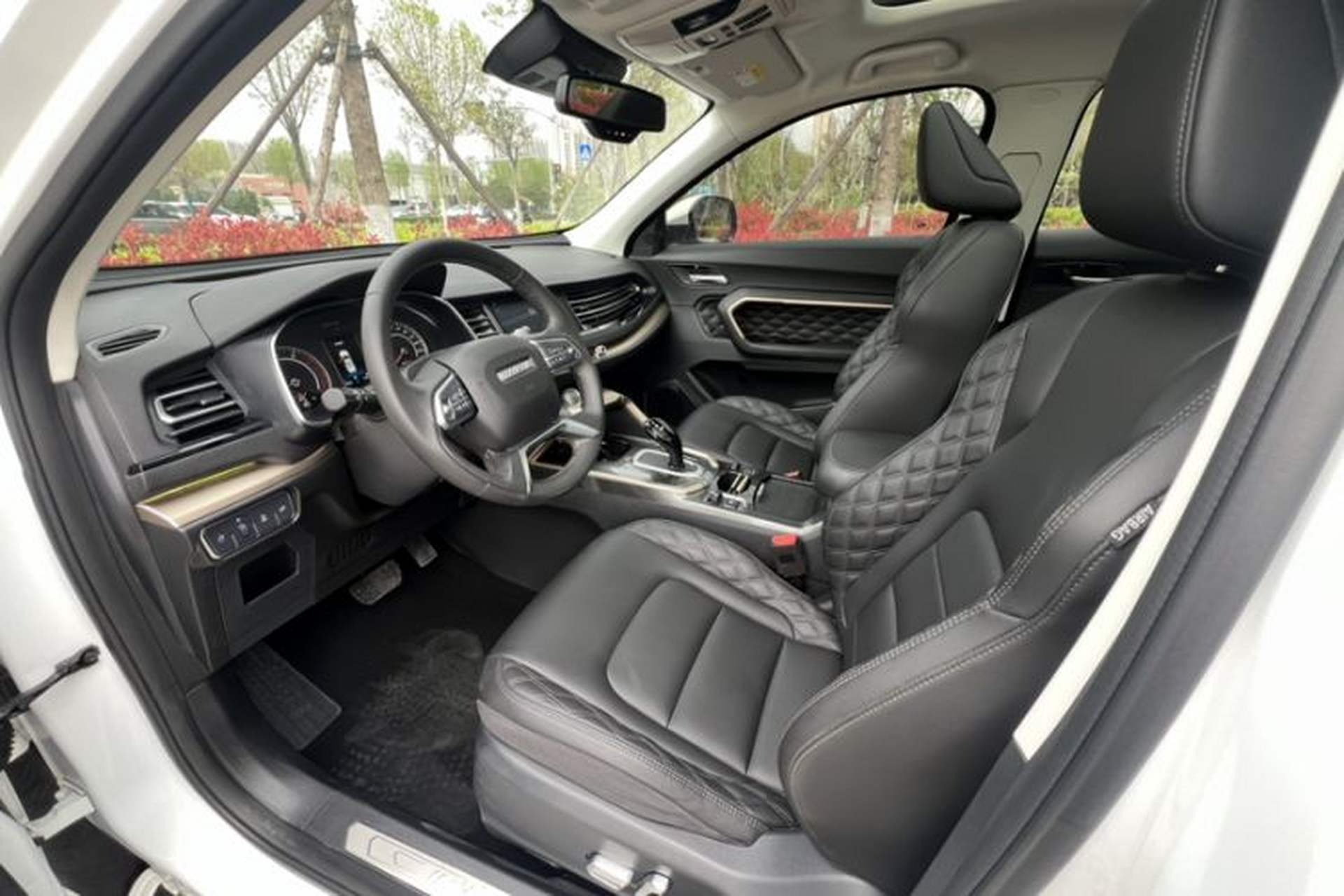 Used Haval H6 2020 2.0 GDIT Automatic Platinum Champion Edition Interior 7
