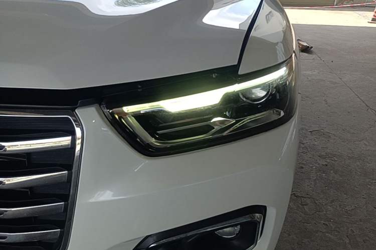 Used Haval H6 2020 1.5 GDIT Automatic Platinum Luxury Edition Left Front Headlight