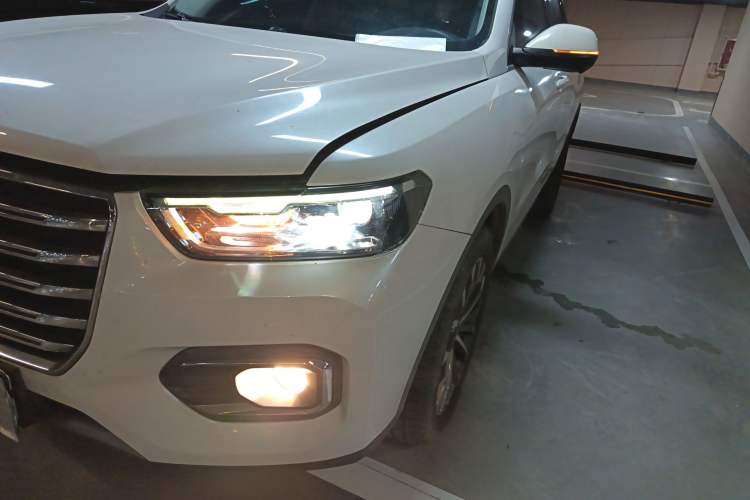 Used Haval H6 2020 2.0 GDIT Automatic Platinum Champion Edition Left Front Headlight