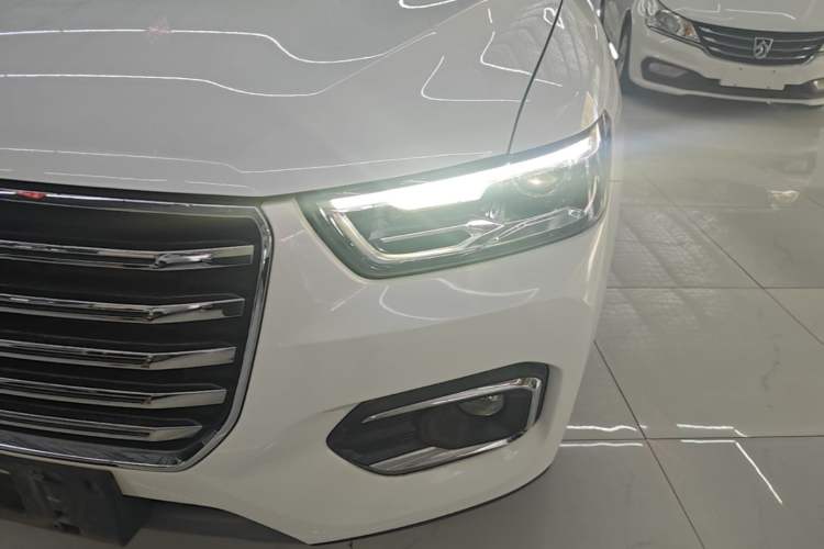 Used Haval H6 2020 1.5 GDIT Automatic Platinum Champion Edition Left Front Headlight