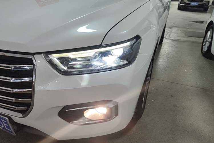 Used Haval H6 2020 2.0 GDIT Automatic Platinum Champion Edition Left Front Headlight