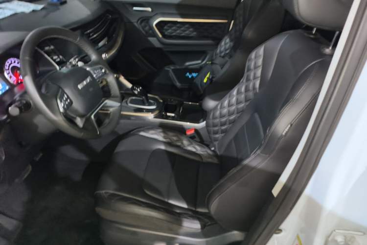Used Haval H6 2020 1.5 GDIT Automatic Platinum Champion Edition Left Front Seat