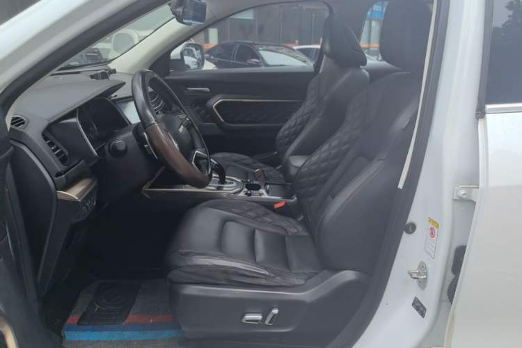 Used Haval H6 2020 1.5 GDIT Automatic Platinum Champion Edition Left Front Seat