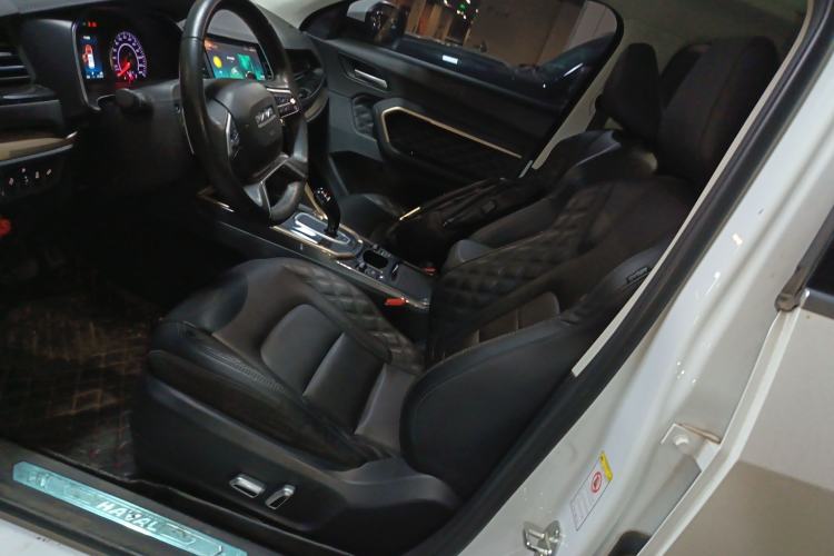 Used Haval H6 2020 2.0 GDIT Automatic Platinum Champion Edition Left Front Seat