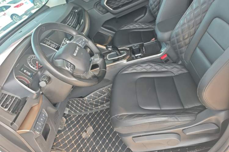 Used Haval H6 2020 1.5 GDIT Automatic Platinum Urban Edition Left Front Seat
