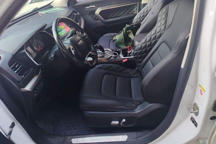 Used Haval H6 2020 1.5 GDIT Automatic Platinum Champion Edition Left Front Seat