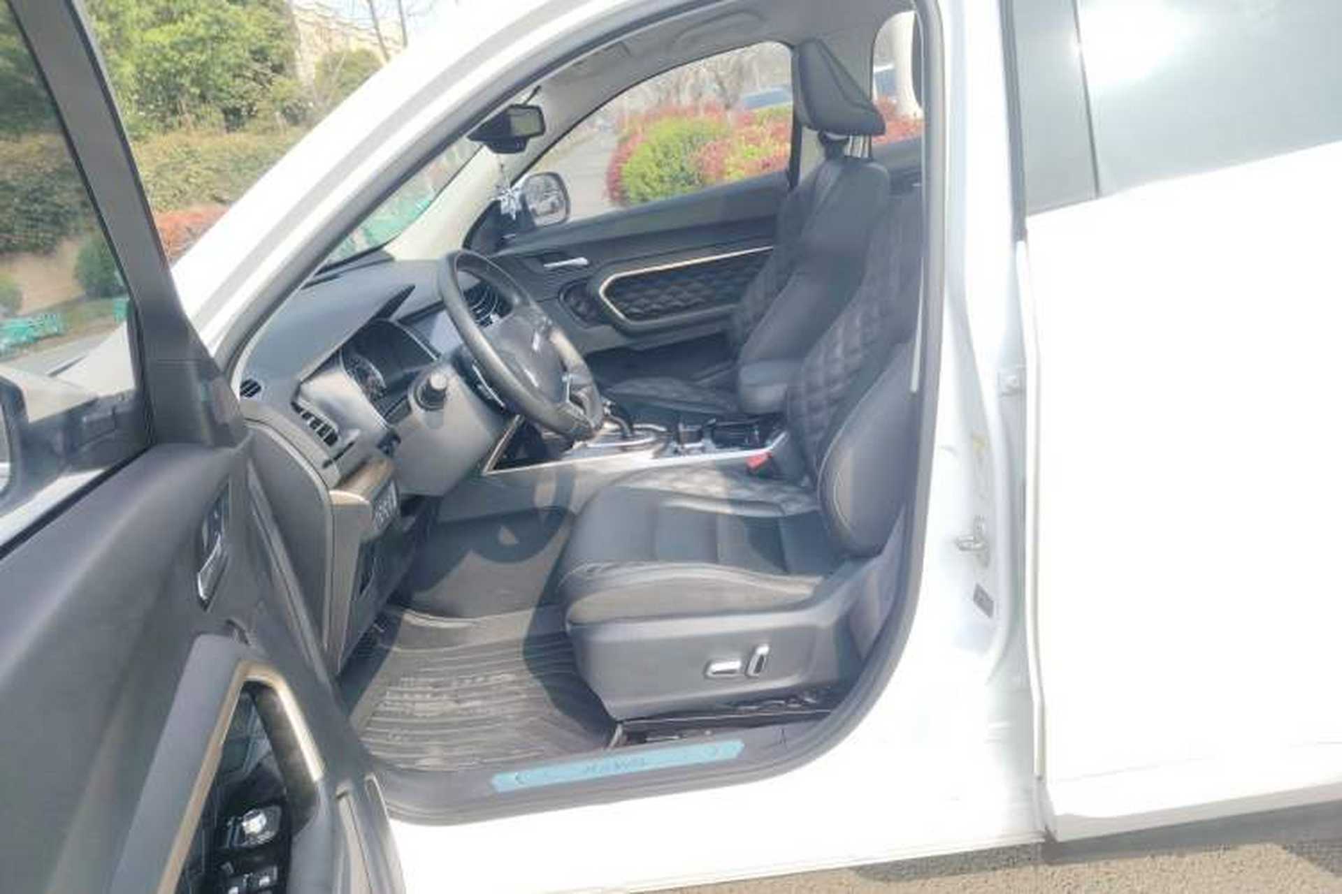 Used Haval H6 2020 1.5 GDIT Automatic Platinum Champion Edition Left Front Seat