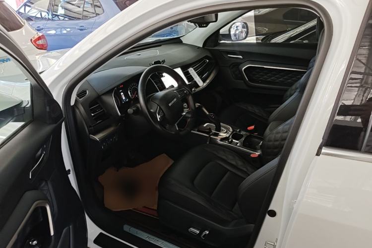 Used Haval H6 2020 1.5 GDIT Automatic Platinum Champion Edition Left Front Seat